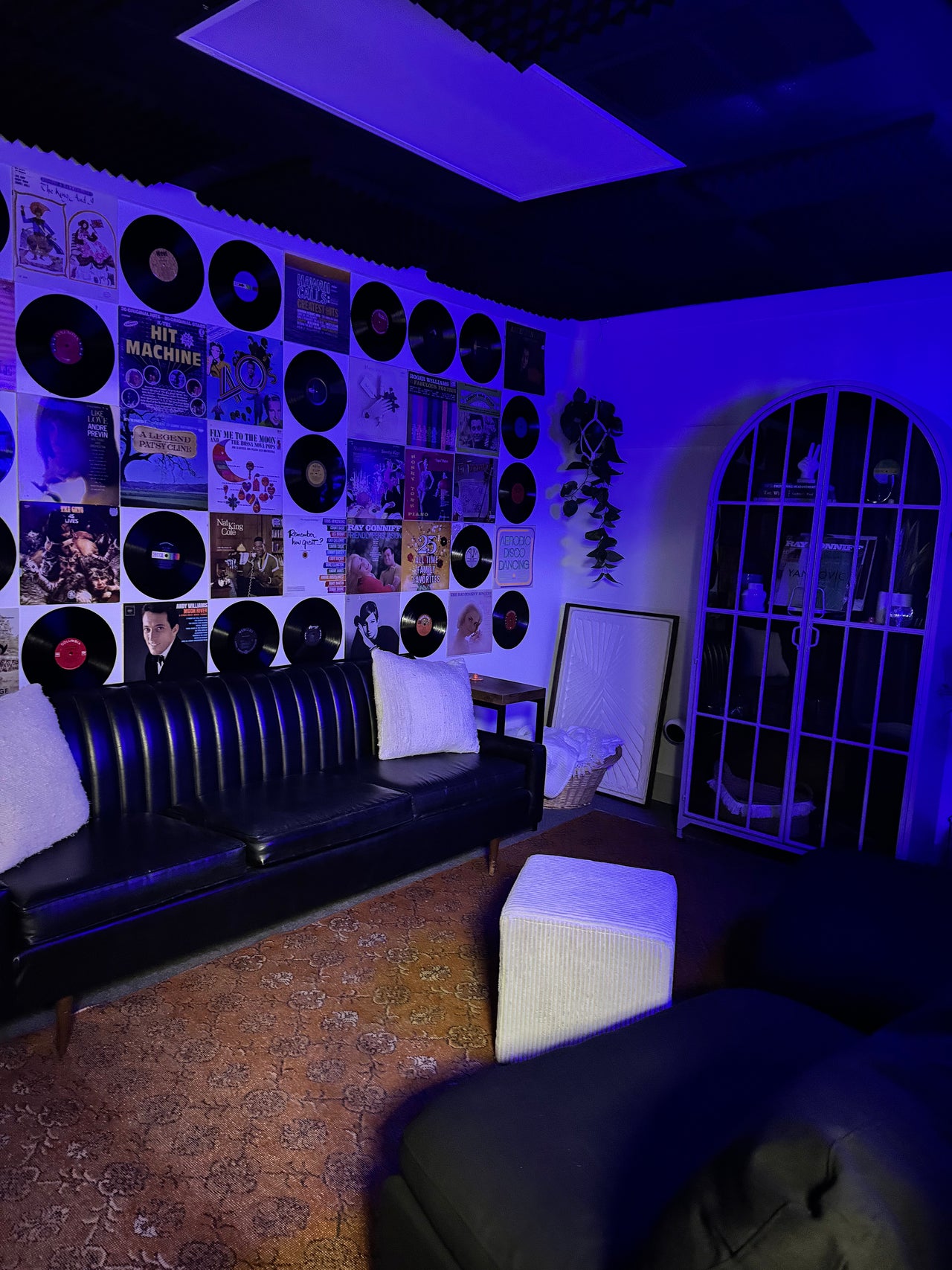 Large Podcast Room